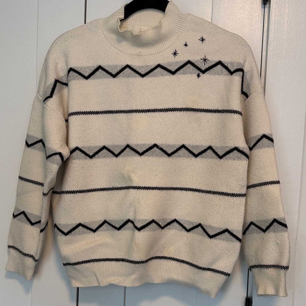 Adorable Mockneck Sweater with Zigzag Pattern